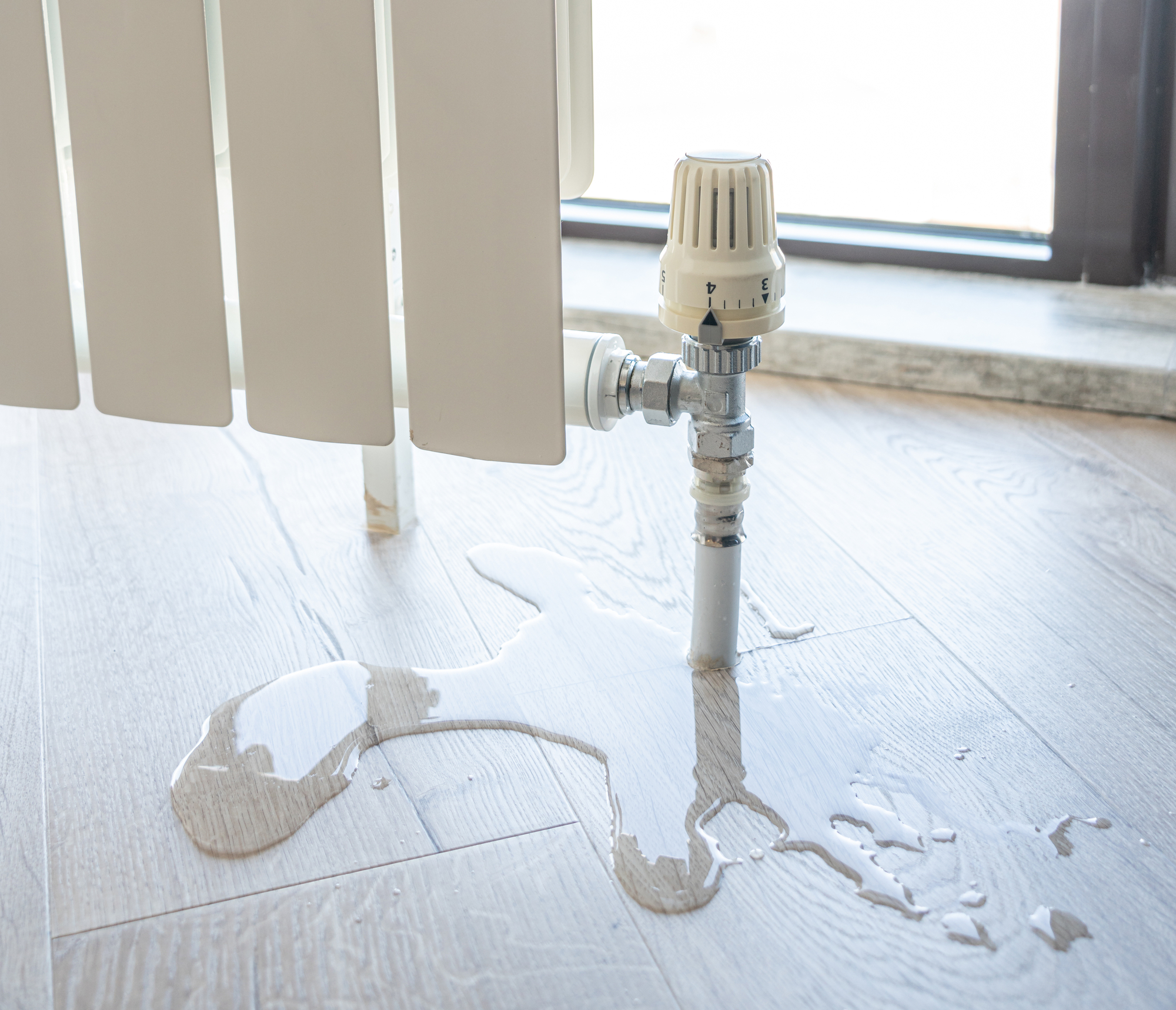 Undichte Leitung an Heizung